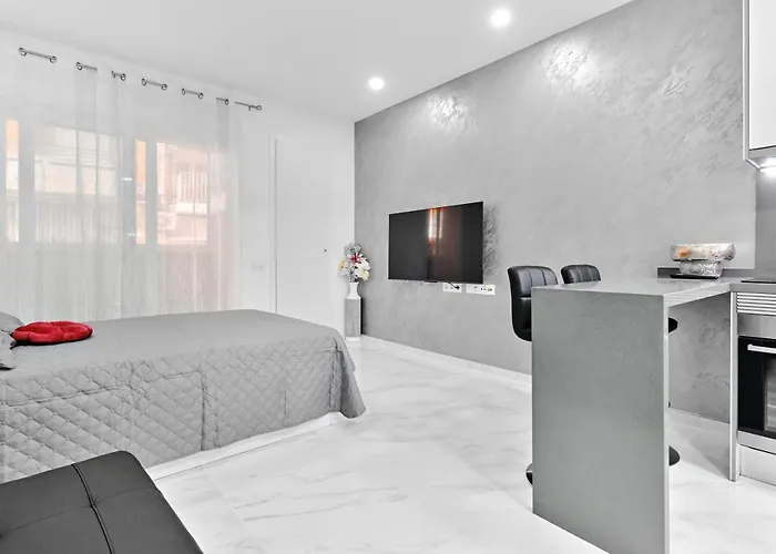 Centro Modern & Lägenhet