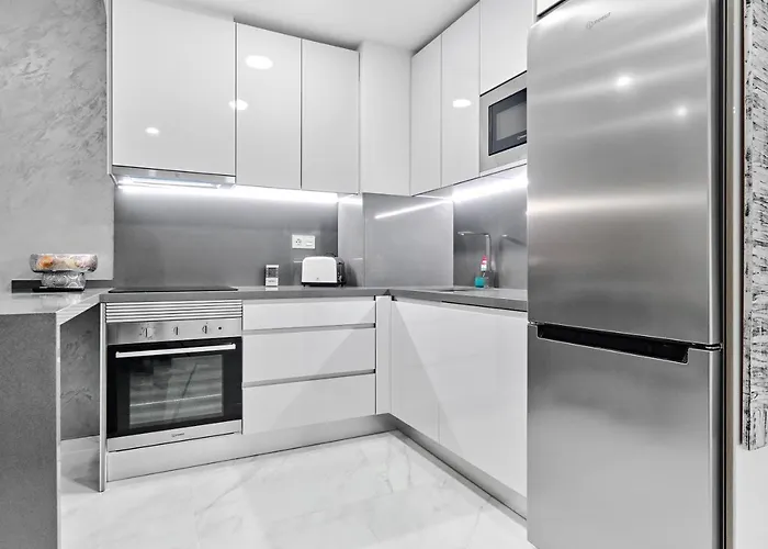 Centro Modern & Lägenhet *